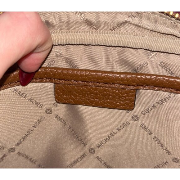 Michael Kors Brown Pebbled Leather Crossbody Bag With Gold Chain Straps - Picture 10 of 10